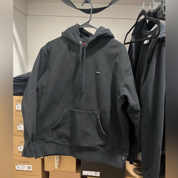 Supreme Small Box Logo Hoodie - Picture 3 of 6